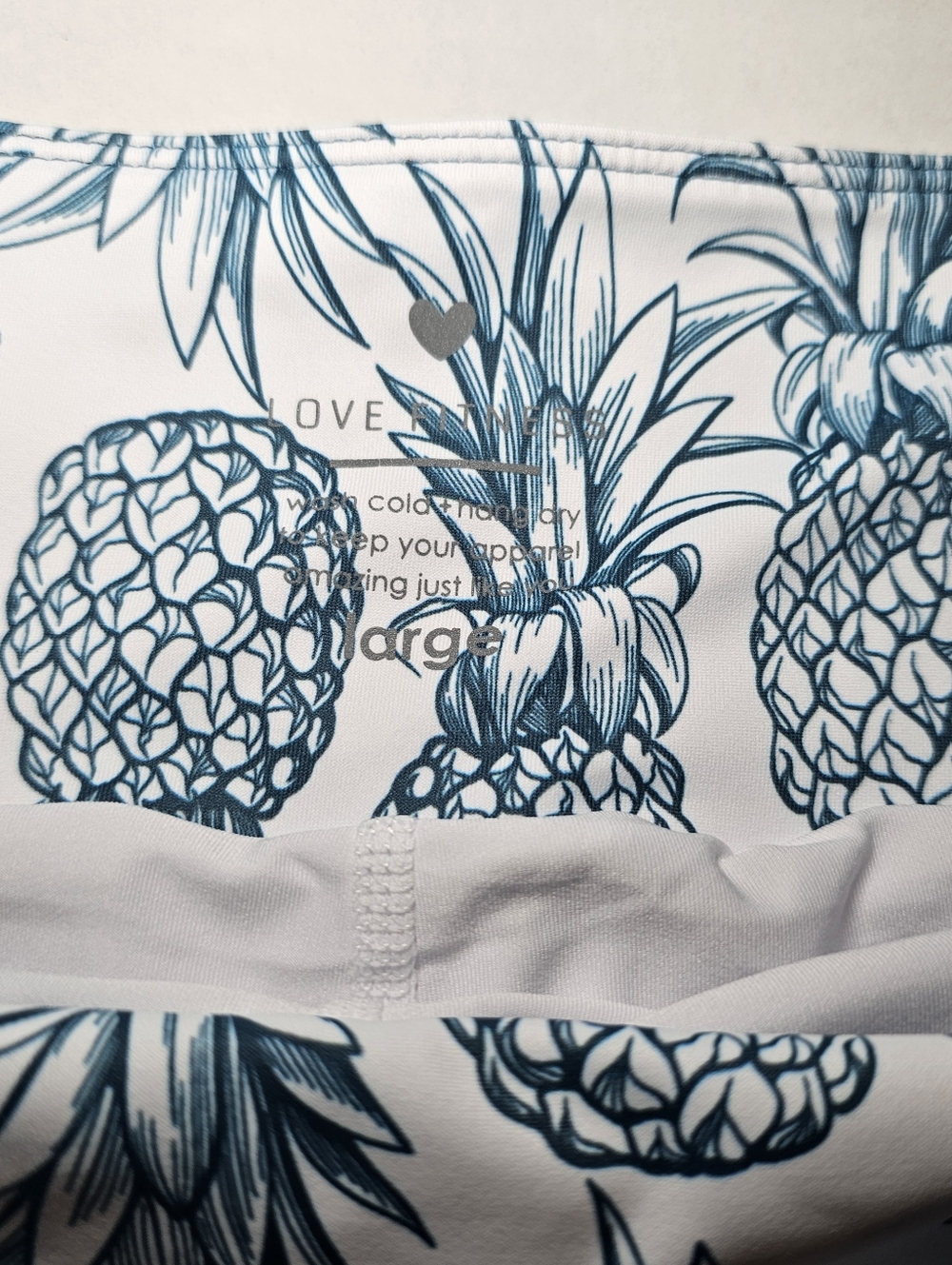 Love Fitness Pineapple Shorts L Athletic Gym Beach White Blue Lined Hawaii - Picture 3 of 10